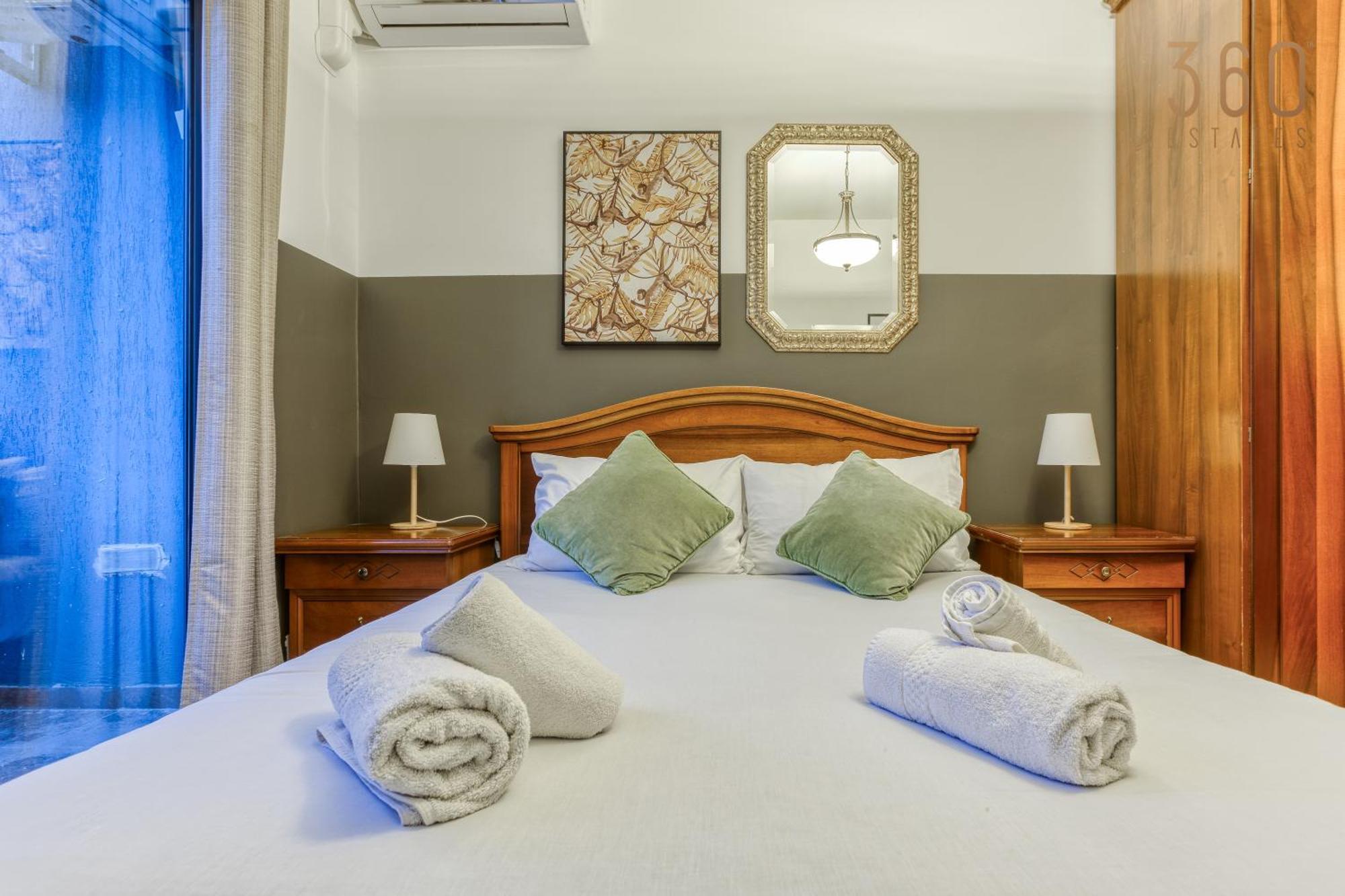 A Comfortable Apartment In The Heart Of Paceville Bt 360 Estates Saint Julian's Екстериор снимка
